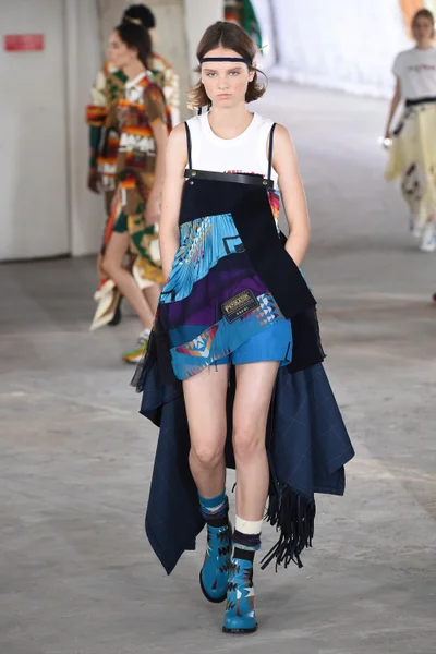 Look 8